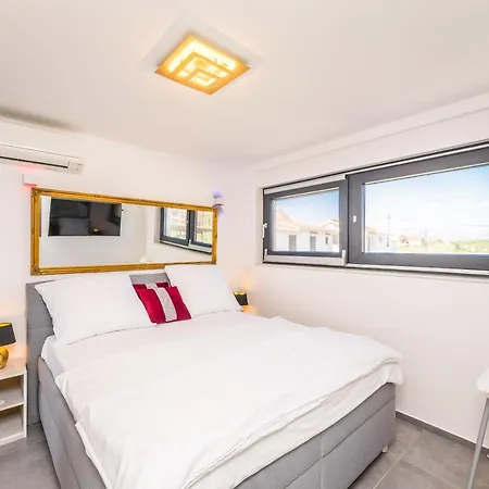 Apartament Jamc Dream Familientraum Direkt Am Mit Beheiztem Pool Privlaka (Zadar)